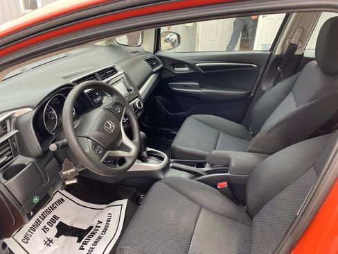 Used 2019 Honda Fit LX image 9