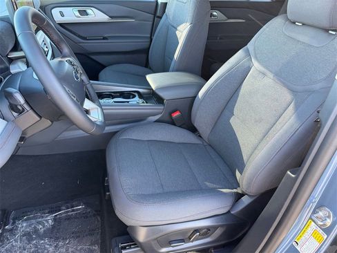 New 2026 Ford Explorer Active image 16