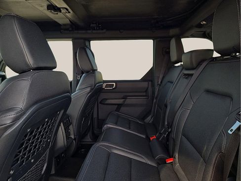 New 2025 Ford Bronco Big Bend w/ Black Diamond Package image 9