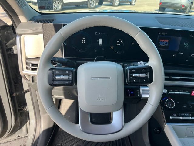 Used 2024 Hyundai Santa Fe SEL FWD image 16