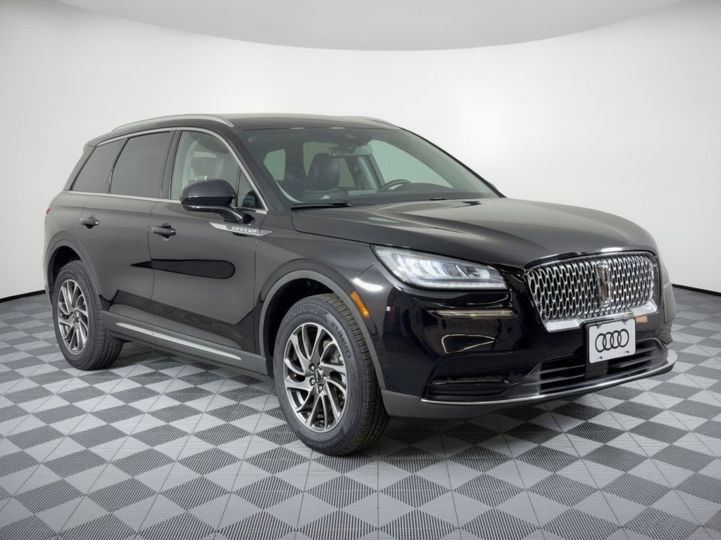 Used 2022 Lincoln Corsair AWD w/ Equipment Group 101A image 7