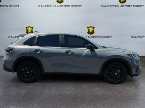 Used 2025 Honda HR-V Sport image 4