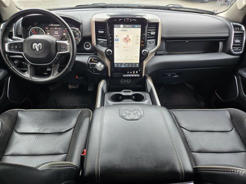 Used 2022 RAM 1500 Laramie AWD/4WD image 10