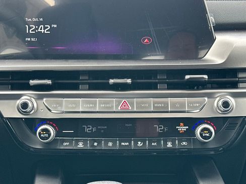 New 2025 Kia Telluride LX image 23