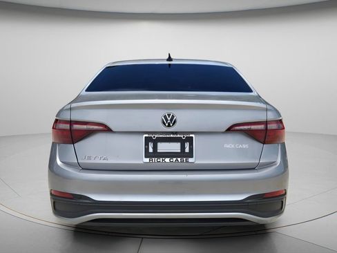 Certified 2022 Volkswagen Jetta Sport FWD image 5