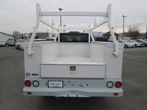 Used 2021 Ford F350 XLT image 5