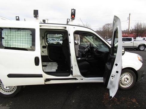Used 2019 RAM ProMaster City Tradesman image 22