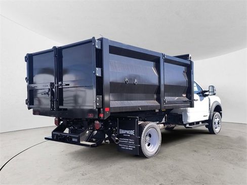 New 2025 Ford F450 XL w/ XL Chrome Package image 5