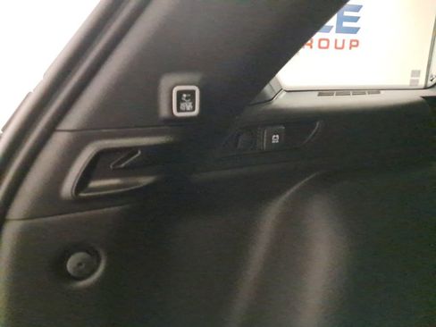 New 2026 Jeep Grand Cherokee Altitude image 23