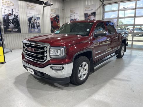 Used 2016 GMC Sierra 1500 SLT w/ Enhanced Driver Alert Package AWD/4WD image 4