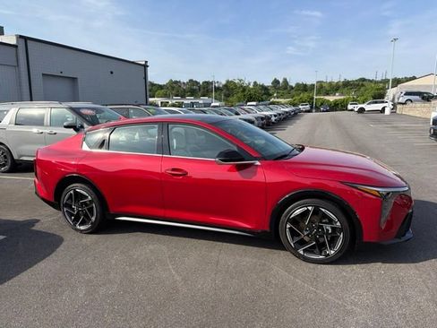 New 2026 Kia K4 GT-Line w/ GT-Line Premium Package FWD image 2