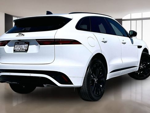 Used 2025 Jaguar F-PACE R-Dynamic S image 6