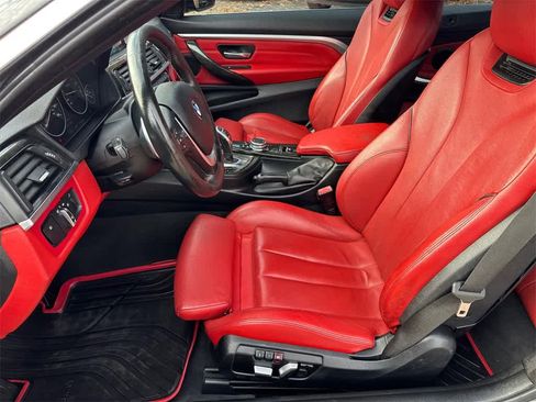Used 2017 BMW 430i Convertible image 9