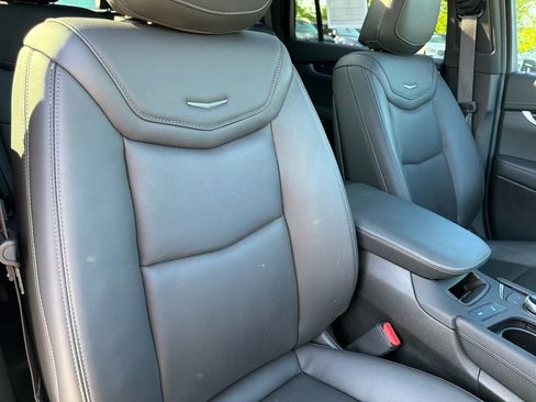 Used 2024 Cadillac XT6 Premium Luxury FWD image 40