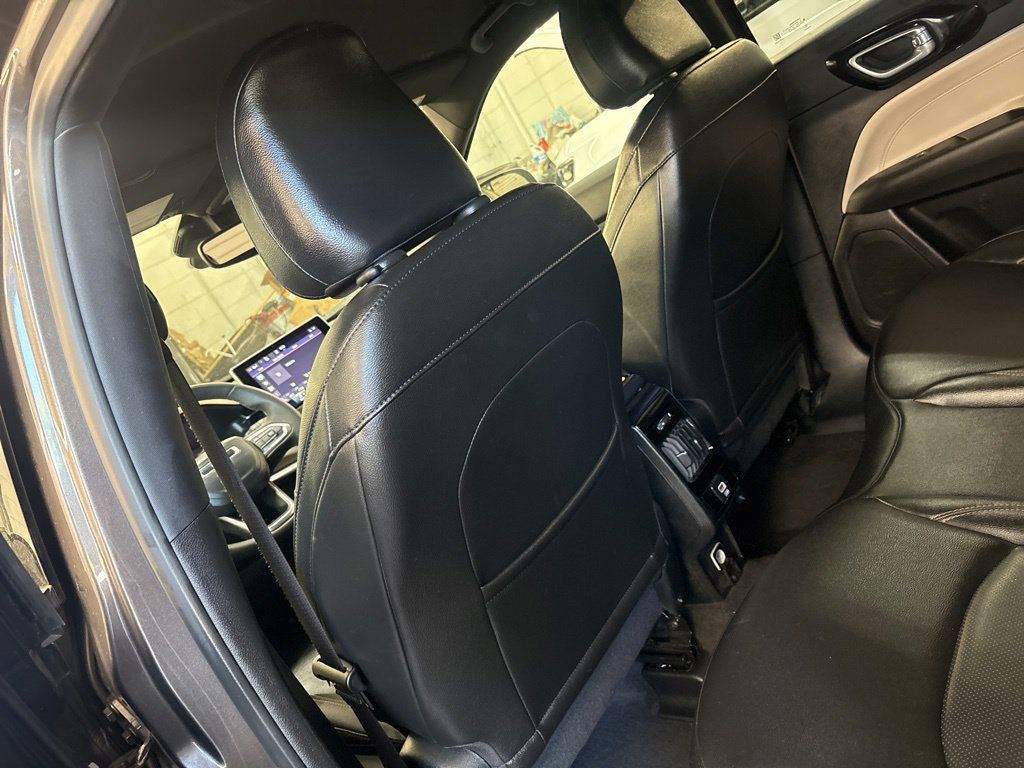 Certified 2023 Jeep Compass Limited AWD/4WD image 31