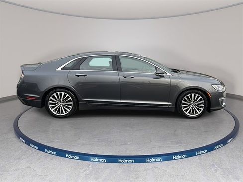 Used 2019 Lincoln MKZ Reserve image 4