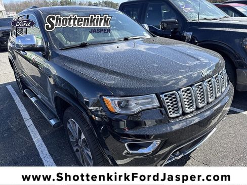 Used 2017 Jeep Grand Cherokee Overland w/ Jeep Active Safety Group image 1