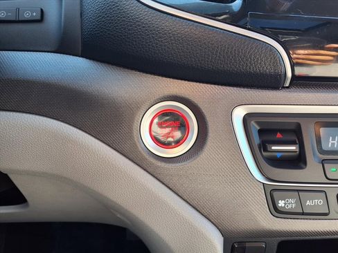 Used 2023 Honda Ridgeline RTL-E image 12