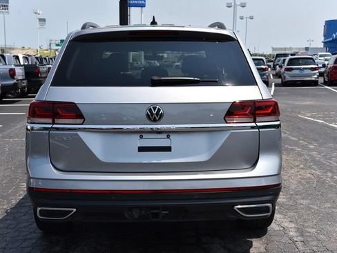 Certified 2023 Volkswagen Atlas SE FWD image 6