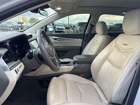 Certified 2019 Cadillac XT5 Luxury image 19