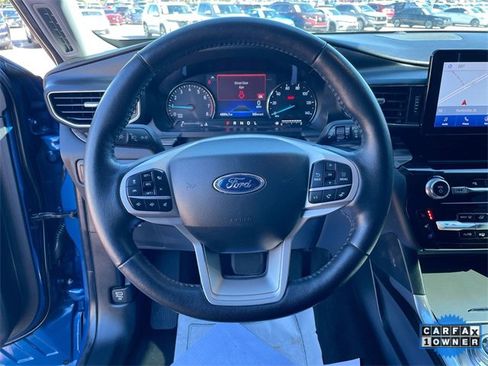 Used 2022 Ford Explorer Limited w/ Equipment Group 301A image 15