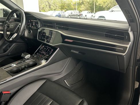 Used 2024 Audi A6 Premium Plus image 39