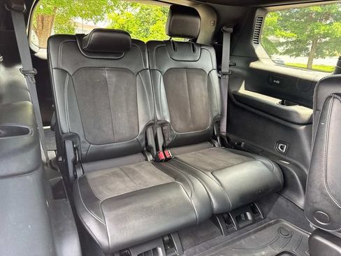 Used 2023 Jeep Grand Cherokee L Laredo AWD/4WD image 16
