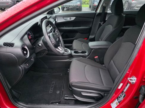 Certified 2023 Kia Forte LXS FWD image 15