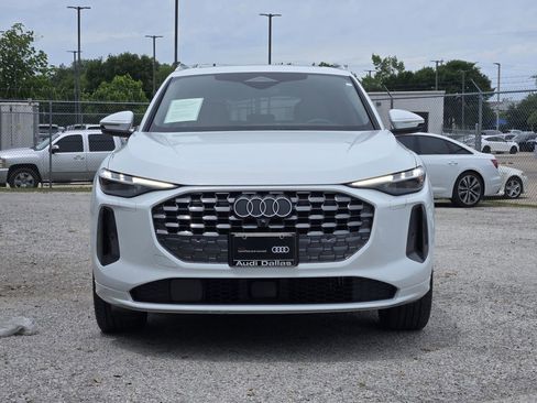 Certified 2025 Audi Q5 Prestige AWD/4WD image 4