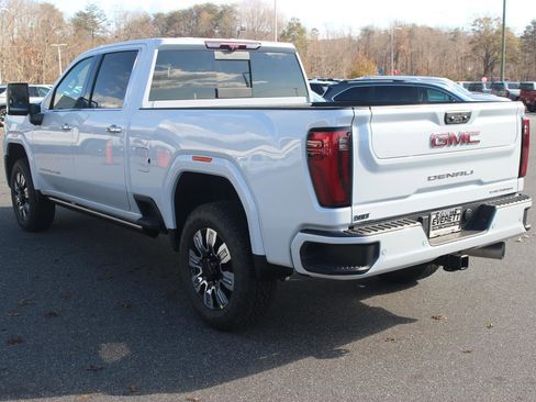 New 2026 GMC Sierra 2500 Denali w/ Denali Reserve Package image 5