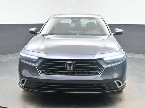 Used 2025 Honda Accord Touring image 3