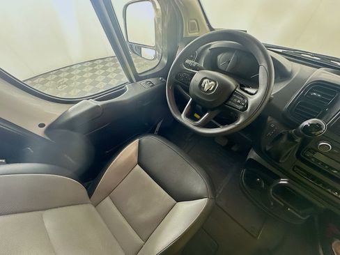 Used 2023 RAM ProMaster 2500 image 9
