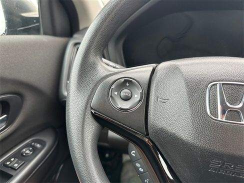 Used 2019 Honda HR-V LX image 23