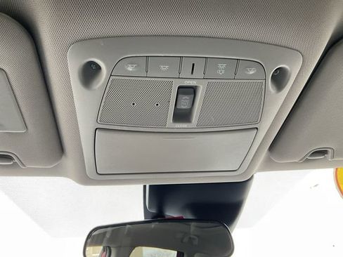 Used 2019 Nissan Rogue SV w/ Sun & Sound Touring Package image 17