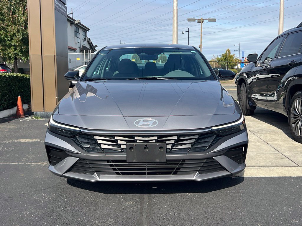Certified 2026 Hyundai Elantra Sport FWD image 4