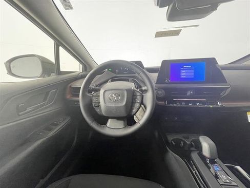New 2026 Toyota Prius Plug-In Hybrid image 9
