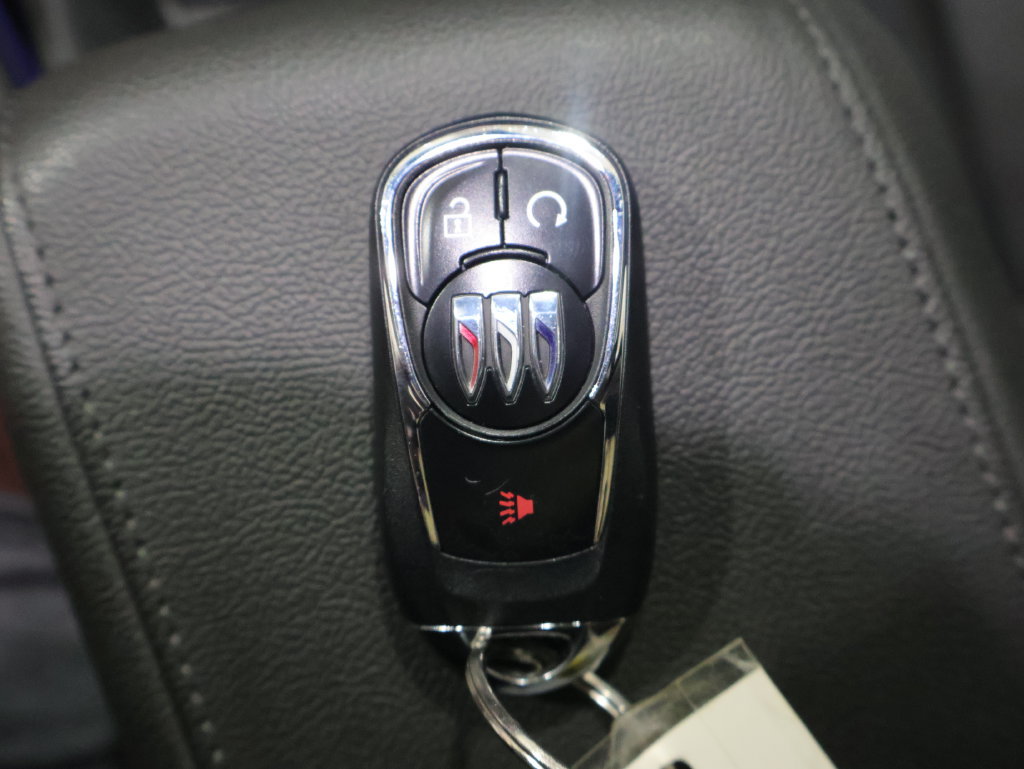 Used 2024 Buick Envista Sport Touring w/ Convenience I Package FWD image 26