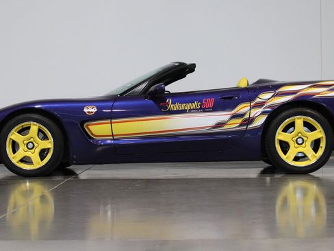 Used 1998 Chevrolet Corvette Convertible w/ Memory Pkg RWD image 27