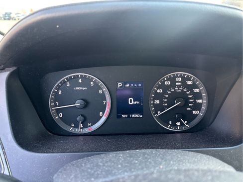 Used 2017 Hyundai Sonata Limited image 10