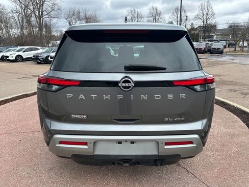 Used 2022 Nissan Pathfinder SL w/ SL Premium Package image 4