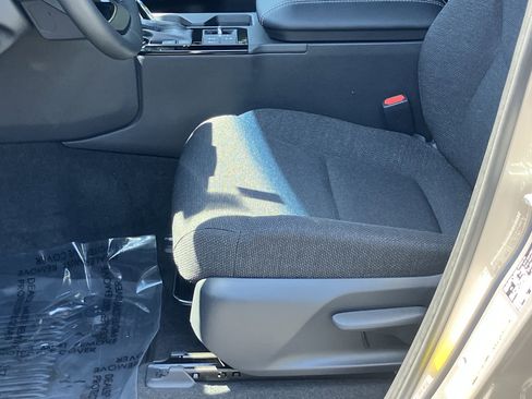 Used 2025 Toyota Land Cruiser 1958 image 17