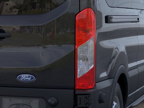 New 2026 Ford Transit 350 148 Medium Roof Wagon RWD image 21