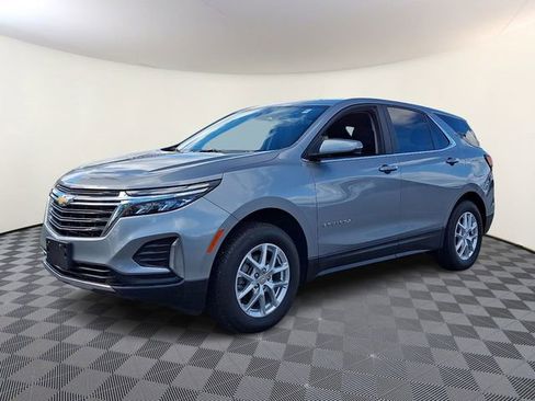 Used 2023 Chevrolet Equinox LT AWD/4WD image 3