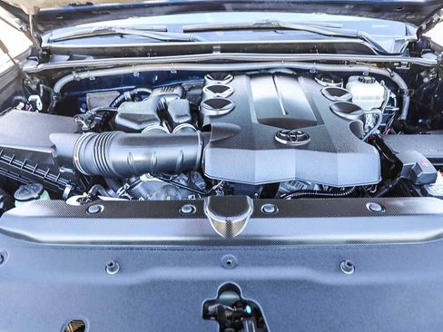 Used 2019 Toyota 4Runner Limited image 26