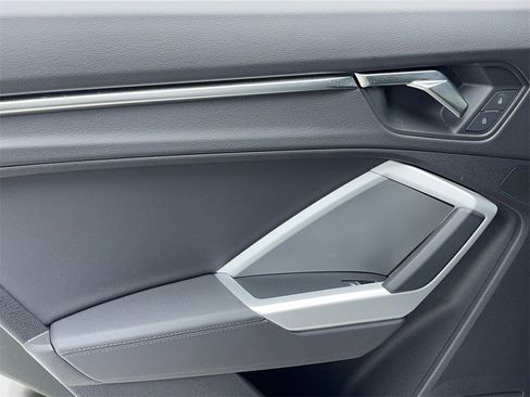 Used 2022 Audi Q3 2.0T Premium image 43