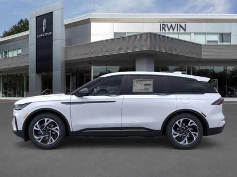 New 2025 Lincoln Nautilus Premier w/ Jet Appearance Package image 3