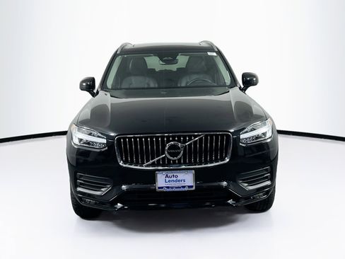 Used 2023 Volvo XC90 B5 Core AWD/4WD image 2