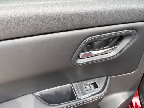 New 2026 Nissan Rogue SV image 30