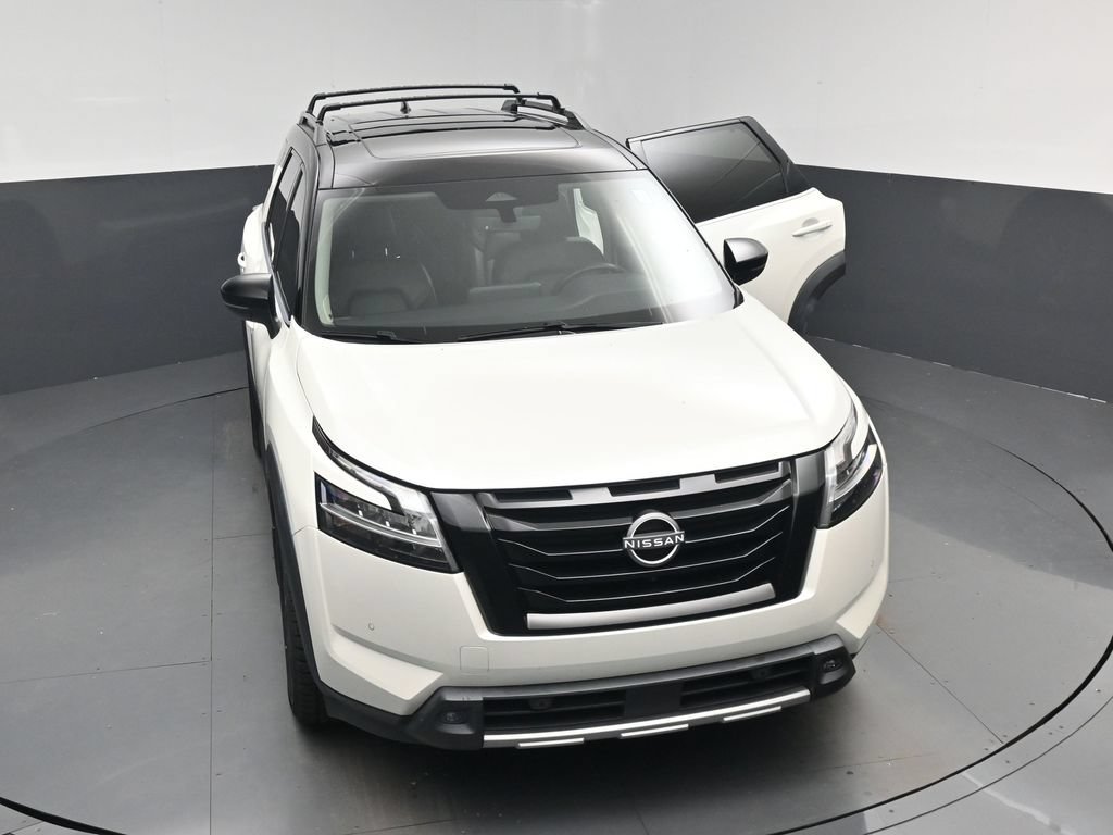 Used 2023 Nissan Pathfinder SL w/ SL Premium Package FWD image 26