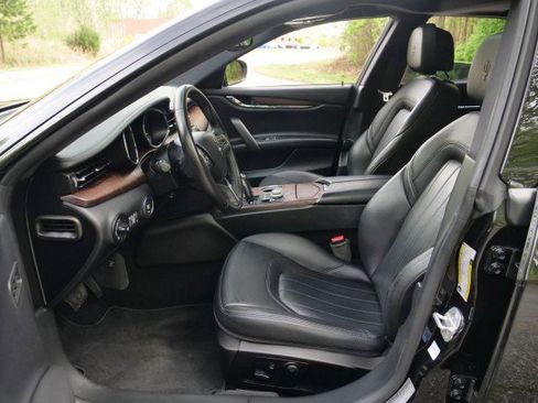 Used 2019 Maserati Quattroporte S image 21